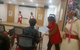 “戏韵传绿 分类同行”——龙江社区开展垃圾分类主题活动